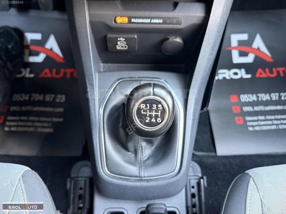 EROL AUTO'DAN HATASIZ CORUİER TİTANİUM 17 İNÇ JANT KREDİ VADE