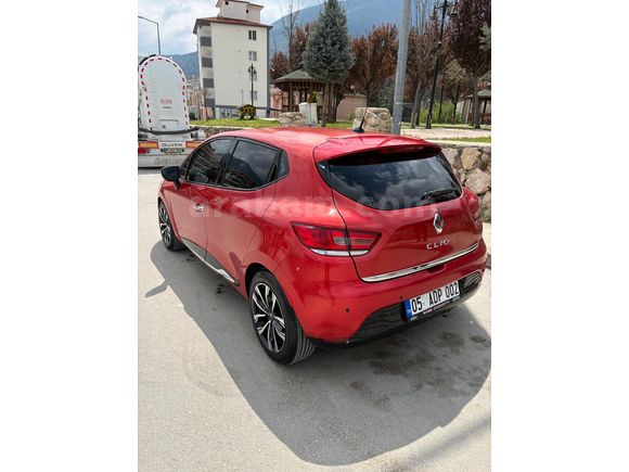 Sahibinden Renault Clio 0.9 TCe Touch 2013 Model  144.000 km Kırmızı