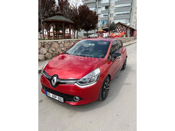 Sahibinden Renault Clio 0.9 TCe Touch 2013 Model  144.000 km Kırmızı