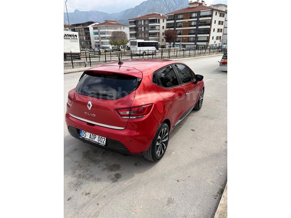 Sahibinden Renault Clio 0.9 TCe Touch 2013 Model  144.000 km Kırmızı