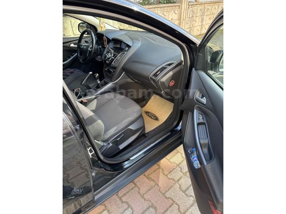 Sahibinden Ford Focus 1.6 TDCi Titanium 2014 Model  154.000 km Siyah