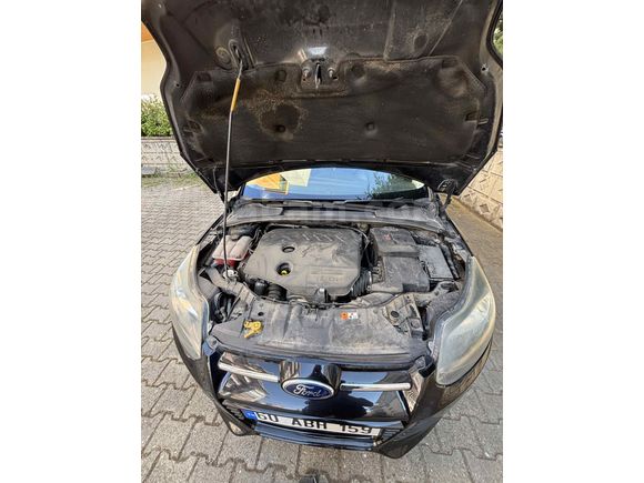 Sahibinden Ford Focus 1.6 TDCi Titanium 2014 Model  154.000 km Siyah