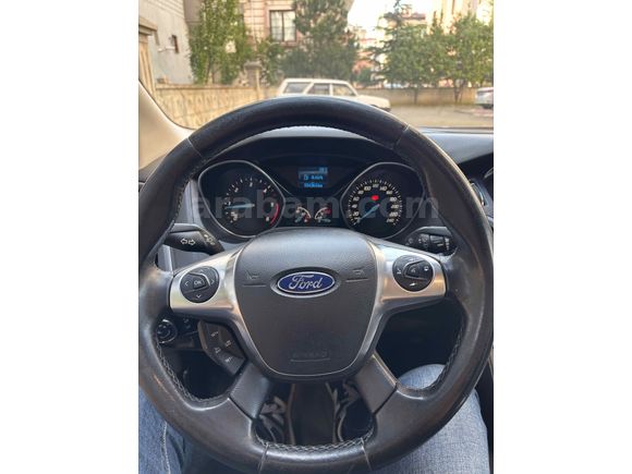 Sahibinden Ford Focus 1.6 TDCi Titanium 2014 Model  154.000 km Siyah