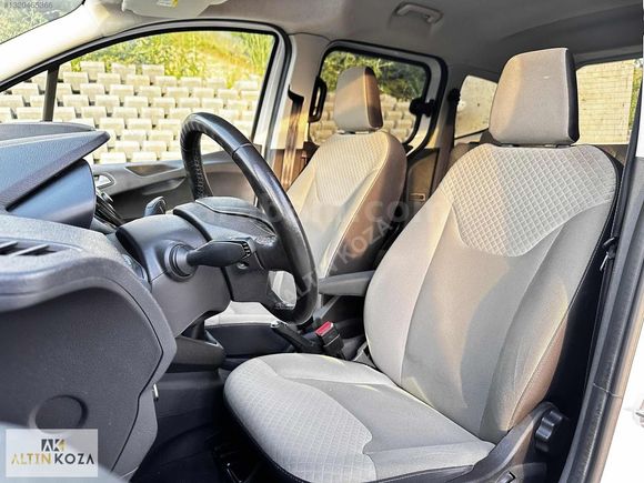 2020 FORD COURİER TİTANİUM 59.000 KM GERİ GÖRÜŞ KAMERASI.