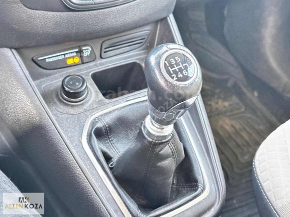 2020 FORD COURİER TİTANİUM 59.000 KM GERİ GÖRÜŞ KAMERASI.