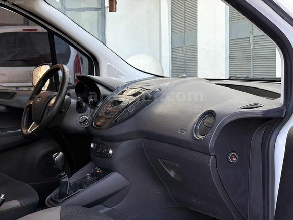 2022 MODEL DELUXE FULL YET SERVİS BAKIMLI ÇOK TEMİZ COURİER