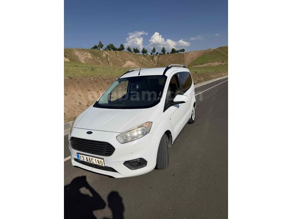 Sahibinden Ford Tourneo Courier 1.5 TDCi Titanium Plus 2018 Model 