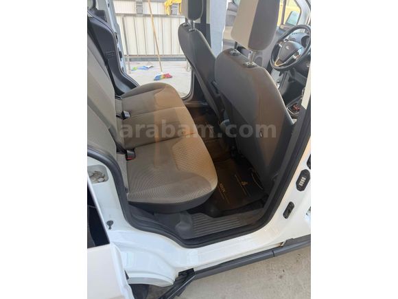 Sahibinden Ford Tourneo Courier 1.5 TDCi Titanium Plus 2018 Model 