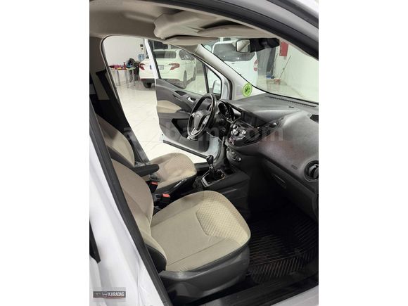 2022 COURİER OTOMOBİL TITANIUM 154 BİN KM DE