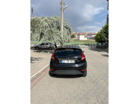 Sahibinden Ford Fiesta 1.4 Titanium X 2011 Model Kırıkkale