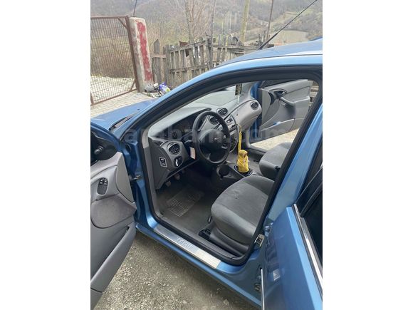 Sahibinden Ford Focus 1.6 Ambiente 2000 Model 