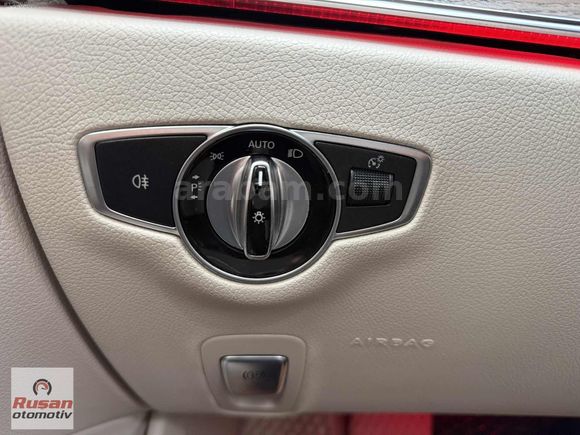 2018 E220dExclusive+CamTavan+ÇiftHafıza+Isıtma+Ambians HATASIZ