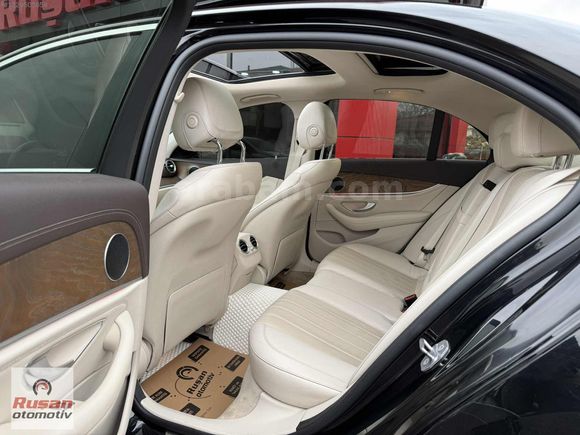 2018 E220dExclusive+CamTavan+ÇiftHafıza+Isıtma+Ambians HATASIZ