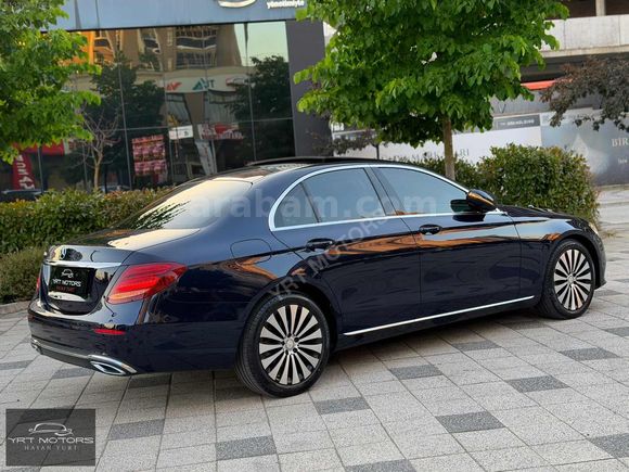 YRT | 60 BİN KM DE BOYASIZ ÖZEL SİPARİŞ E220d DİSTRONİC Ş.TAKİP