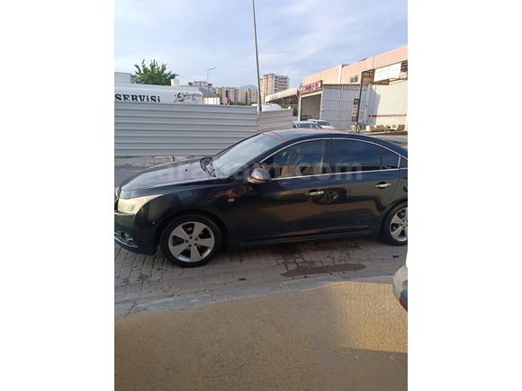 Sahibinden Chevrolet Cruze 1.6 LS 2011 Model  265.000 km Siyah