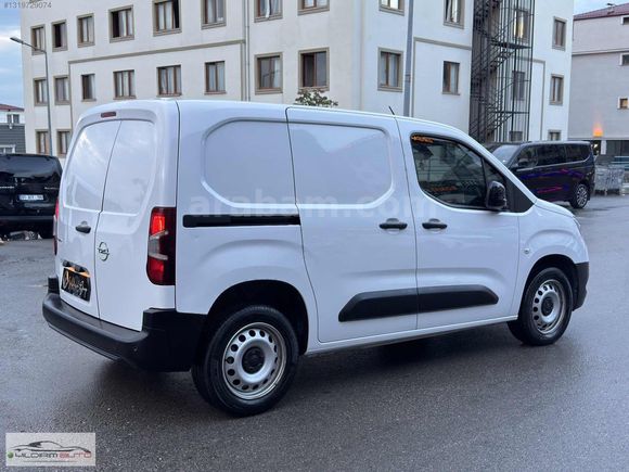 2024 OPEL COMBO CARGO 1.5 D EDİTİON 102HP HATASIZ BOYASIZ %20KDV