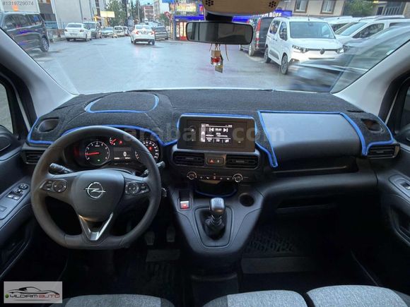 2024 OPEL COMBO CARGO 1.5 D EDİTİON 102HP HATASIZ BOYASIZ %20KDV
