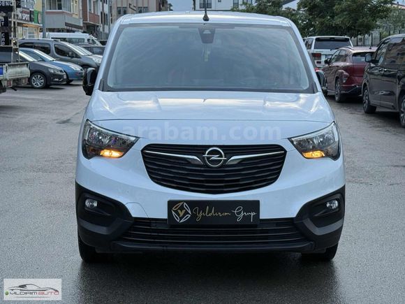 2024 OPEL COMBO CARGO 1.5 D EDİTİON 102HP HATASIZ BOYASIZ %20KDV