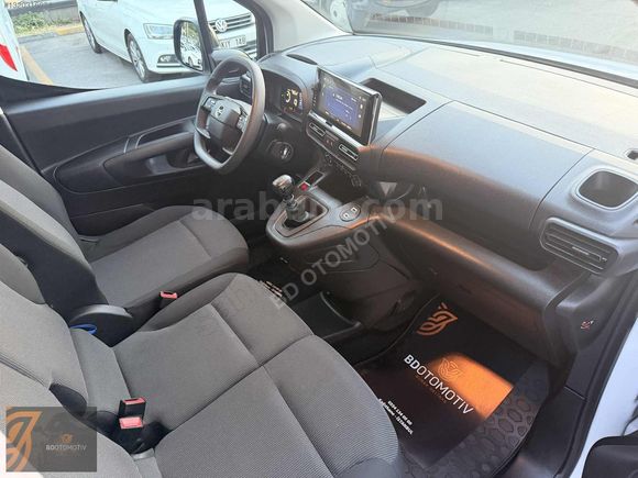 BOYASIZ 2024 OPEL COMBO CARGO 1.5 EDITION 2+1 45.000KM