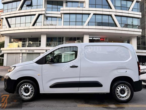 BOYASIZ 2024 OPEL COMBO CARGO 1.5 EDITION 2+1 45.000KM