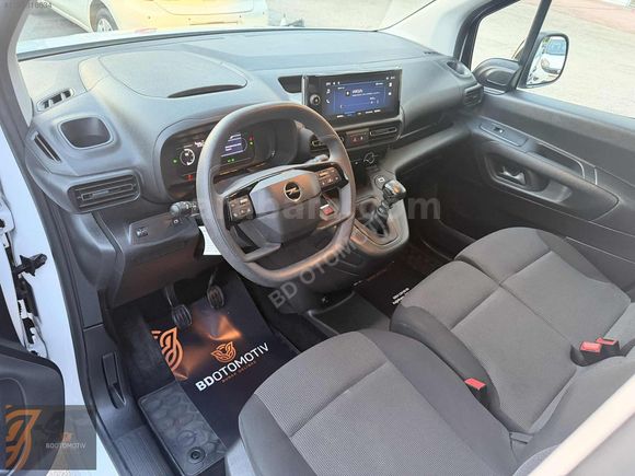 BOYASIZ 2024 OPEL COMBO CARGO 1.5 EDITION 2+1 45.000KM