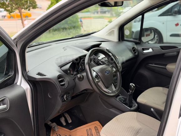 DÜŞGÜN OTOMOTİVDEN FORD COURİER 2015 TTPLUS
