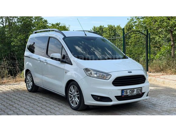 SAKLI GARAJ'DAN HATASIZ FORD TOURNEO COURİER