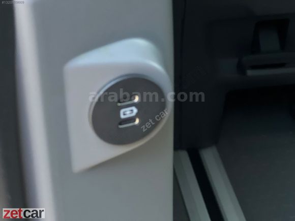 'Zet Car' 2025 2.0 EcoBlue Titanium Plus Otomobil Ruhsatlı