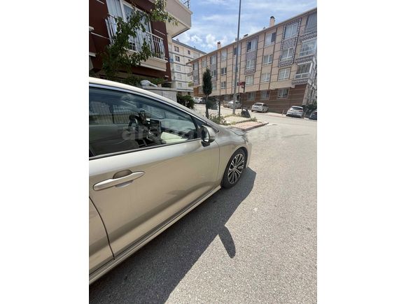 Sahibinden Toyota Corolla 1.5 Flame X-Pack  
