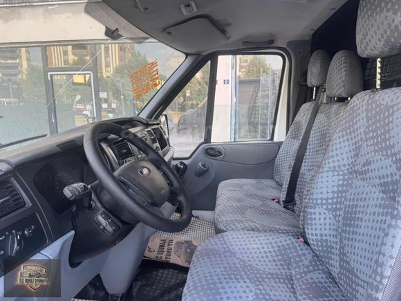 ÖZ IŞIKLI OTOMOTİVDEN 2013 FORD TRANSİT ARKA ÇEKER 330M