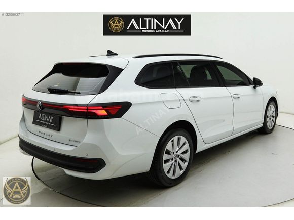 2025 VW PASSAT 1.5 PLUG-İN HYBRID NOKTA BOYASIZ 18.000 KM