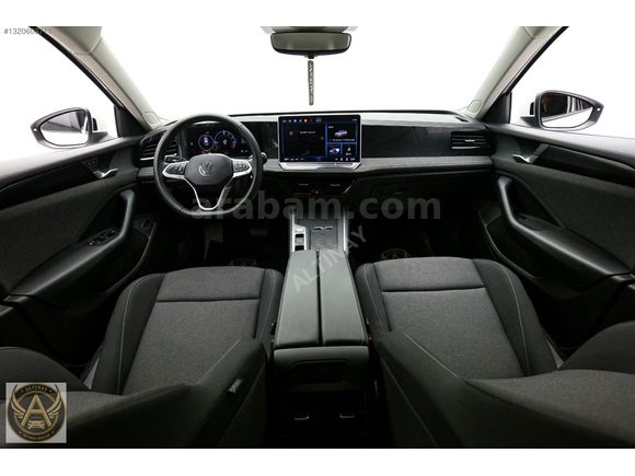 2025 VW PASSAT 1.5 PLUG-İN HYBRID NOKTA BOYASIZ 18.000 KM