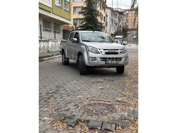 Sahibinden Isuzu D-Max 2.5 4x4 LTD 2012 Model  510.000 km Gri (metalik)