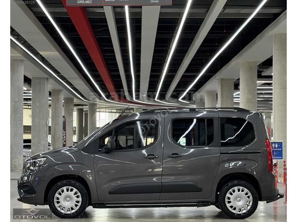 HATASIZ - BOYASIZ - TRAMERSİZ - 2021 MODEL - 49.000 KM
