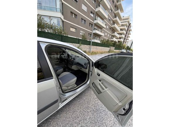  Fiesta 1.4 TDCi Comfort 2006 Model 