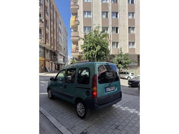 ÇİFT SÜRGÜ ARKA TEK KAPAK 1.5 DCİ RENAULT KANGO HASAR KAYITSIZ