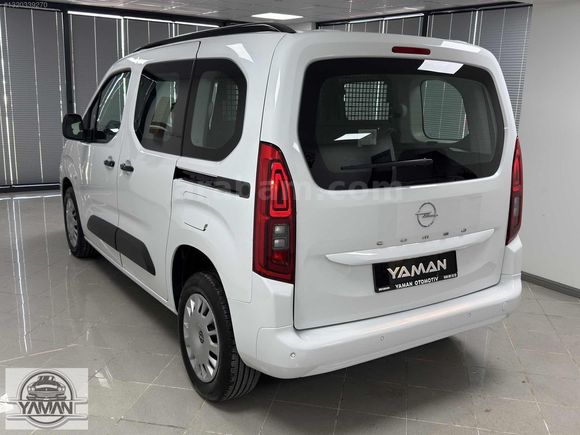 HATASIZ 2025 OPEL COMBO 1.5 D ESSENTİAL 25.000 KM OTOMATİK