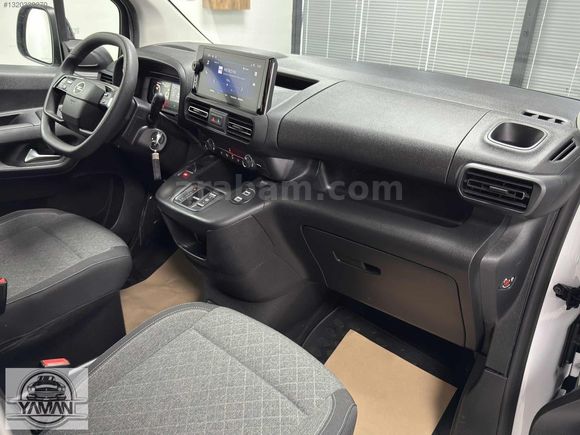 HATASIZ 2025 OPEL COMBO 1.5 D ESSENTİAL 25.000 KM OTOMATİK