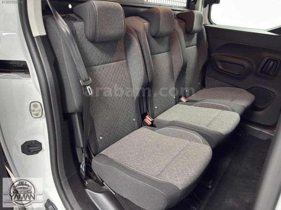 HATASIZ 2025 OPEL COMBO 1.5 D ESSENTİAL 25.000 KM OTOMATİK