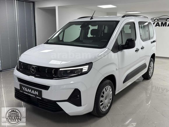 HATASIZ 2025 OPEL COMBO 1.5 D ESSENTİAL 25.000 KM OTOMATİK