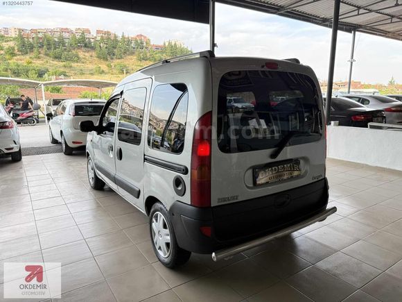 OTOMOBİL+ÇİFT SÜRGÜ+KLİMALI+SIFIR MOTOR