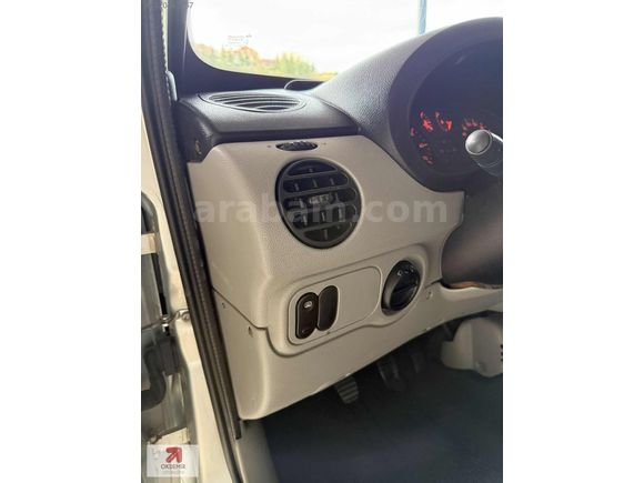 OTOMOBİL+ÇİFT SÜRGÜ+KLİMALI+SIFIR MOTOR