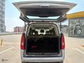 ÜSTAD MOTORS OPEL COMBO 1.5 DİZEL ESSENTİAL TAMAMINA KREDİ