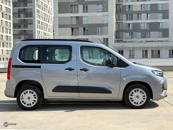 ÜSTAD MOTORS OPEL COMBO 1.5 DİZEL ESSENTİAL TAMAMINA KREDİ