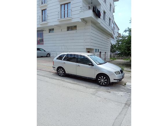 Sahibinden Skoda Fabia 1.2 Classic 2004 Model