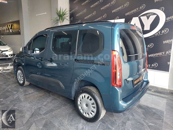 2026 OPEL COMBO / OTOMATİK VİTES-LANSMAN RENK-ORJ. SADECE 400 KM