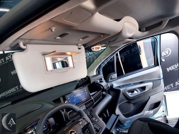 2026 OPEL COMBO / OTOMATİK VİTES-LANSMAN RENK-ORJ. SADECE 400 KM