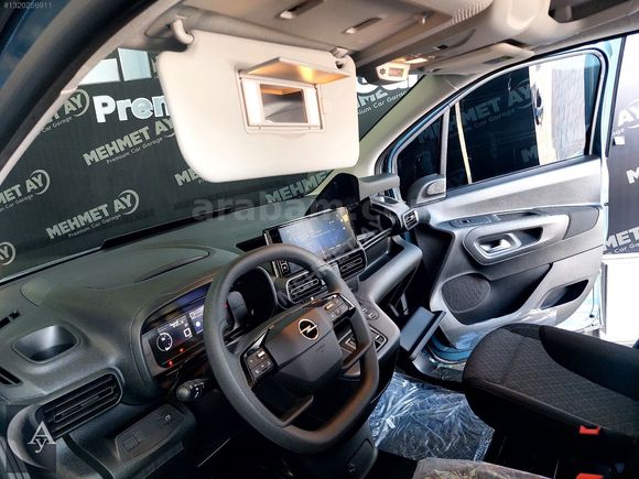 2026 OPEL COMBO / OTOMATİK VİTES-LANSMAN RENK-ORJ. SADECE 400 KM