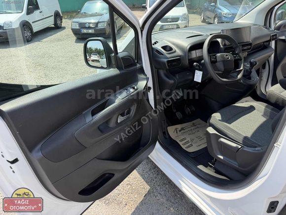 2024 OPEL COMBO 1.5D 130 HP ESSENTİAL PAKET 82.000 KM