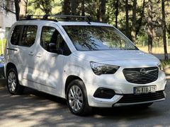 2024 COMBO ULTIMATE 73.000 KM BOYASIZ CAM TAVAN